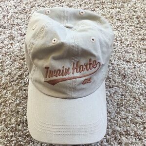 Twain Harte hat